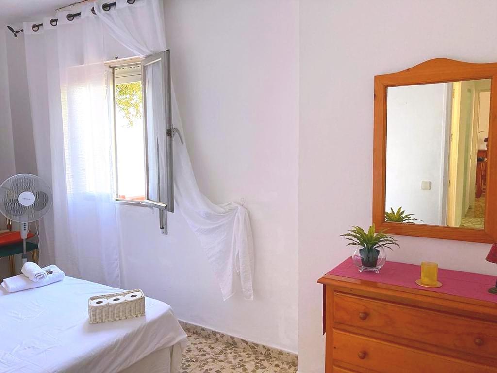 Practico Apartamento A 5 Min Andando De Gibraltar Y El Centro, Frente Al Mar La Línea de la Concepción المظهر الخارجي الصورة