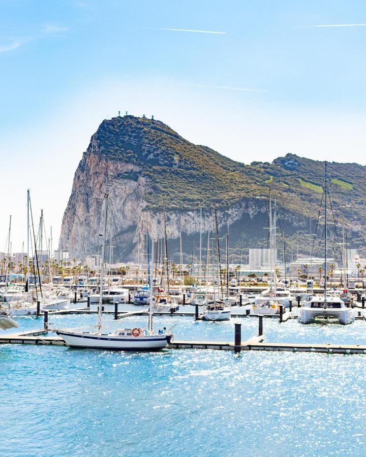 Practico Apartamento A 5 Min Andando De Gibraltar Y El Centro, Frente Al Mar La Línea de la Concepción المظهر الخارجي الصورة